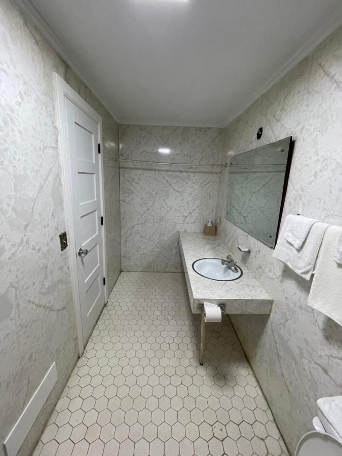 Pinelodge Motel Baxley Exterior foto