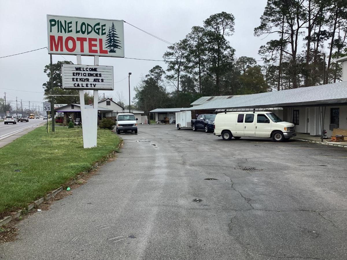 Pinelodge Motel Baxley Exterior foto